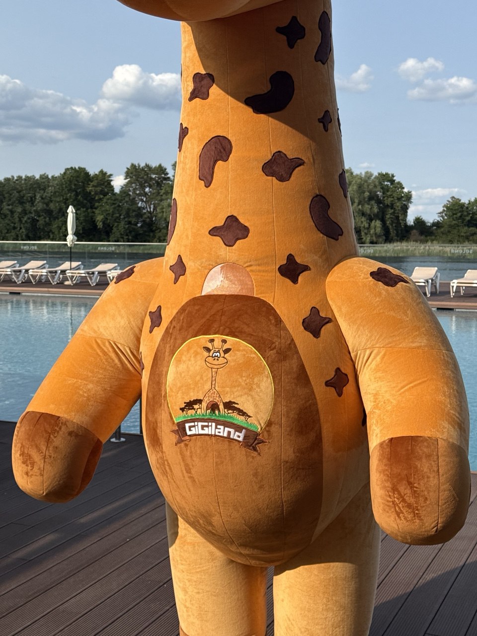 Inflatable Giraffe Mascot