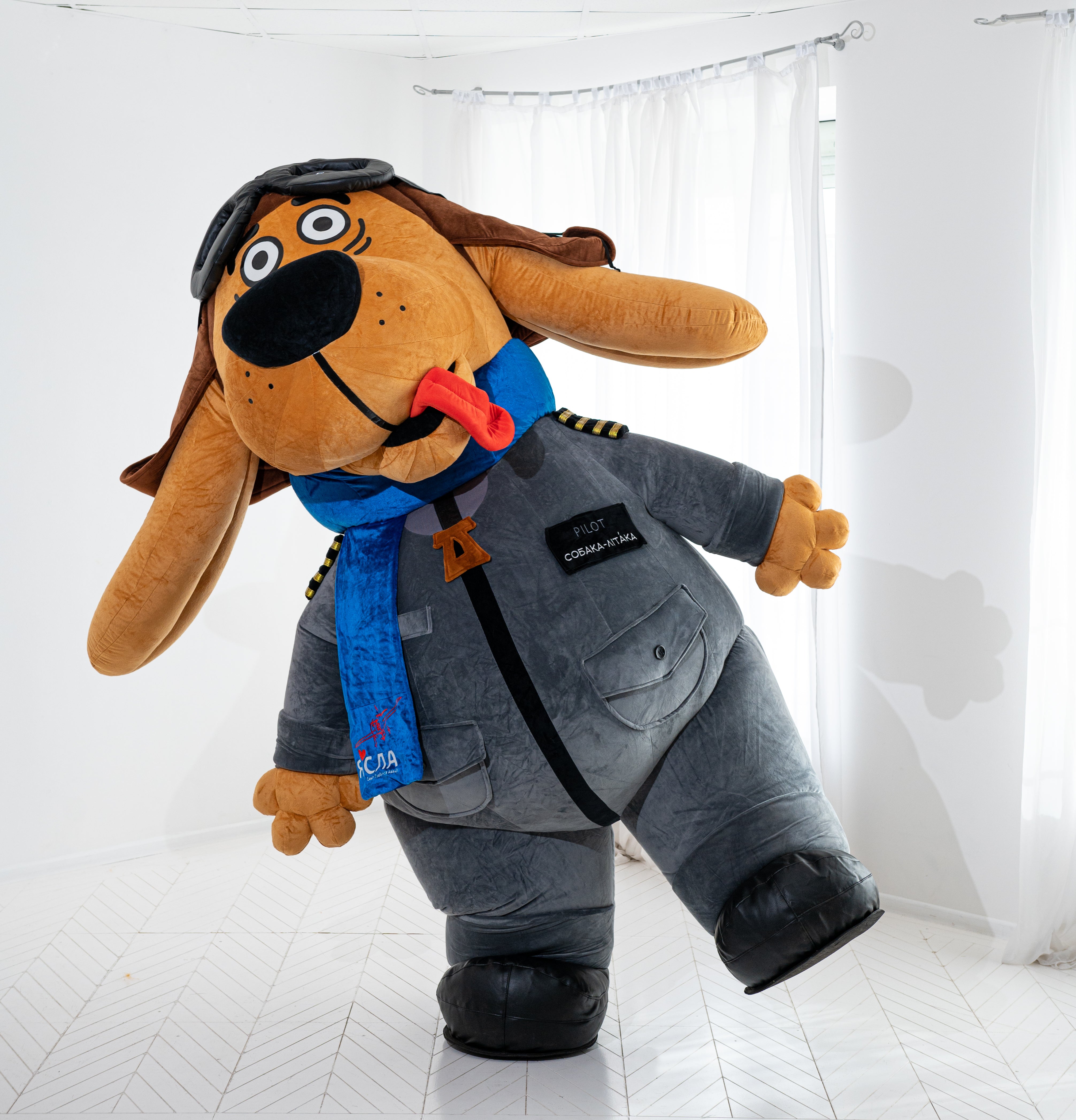 Inflatable Dog the pilot Mascot