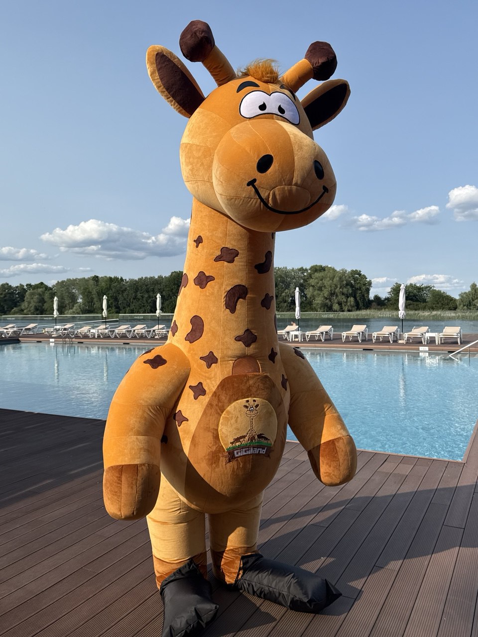 Inflatable Giraffe Mascot