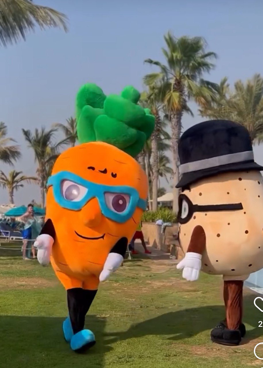 Inflatable Carrot Mascot