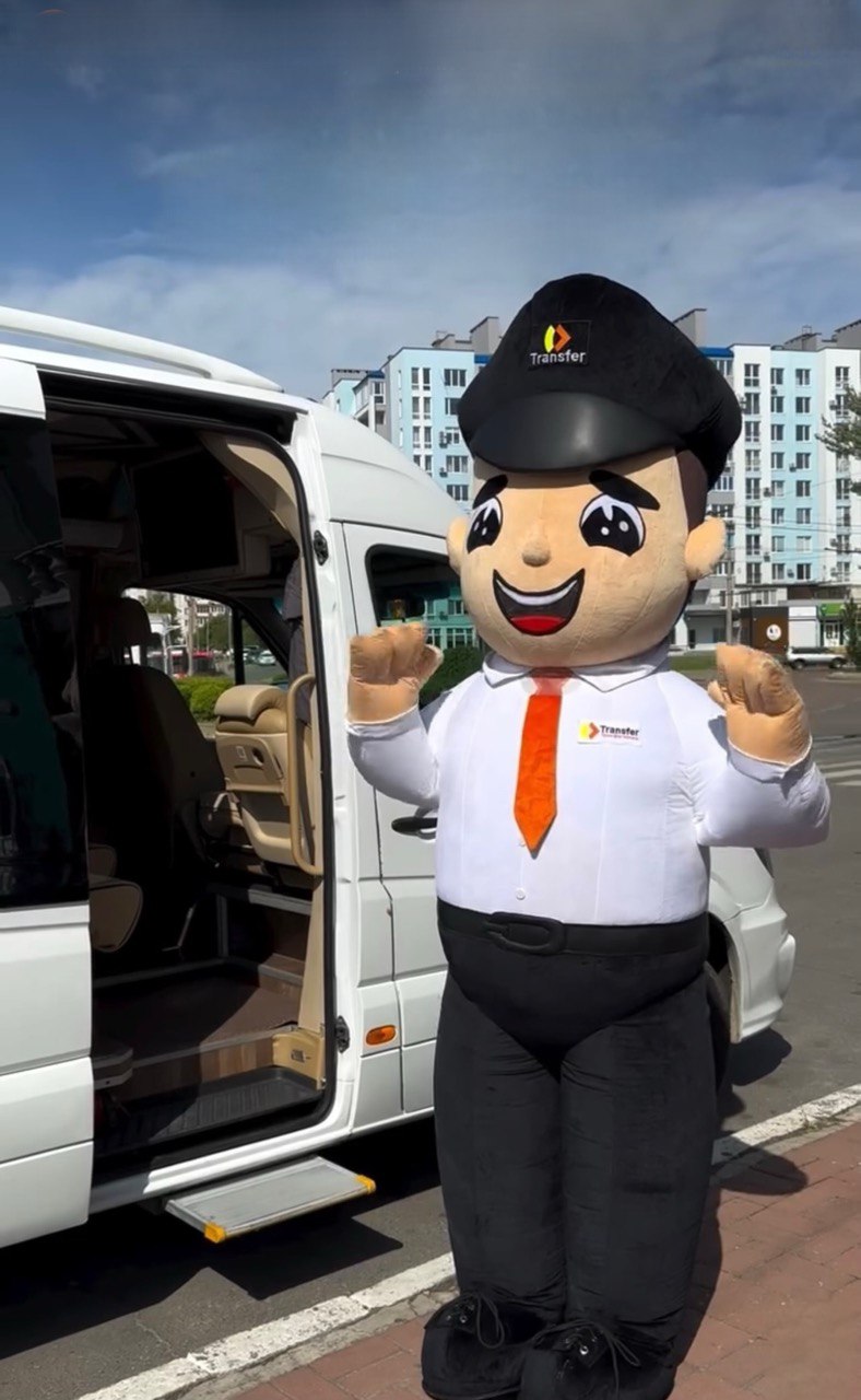 Inflatable The Driver / Pilot Man Mascot Costume